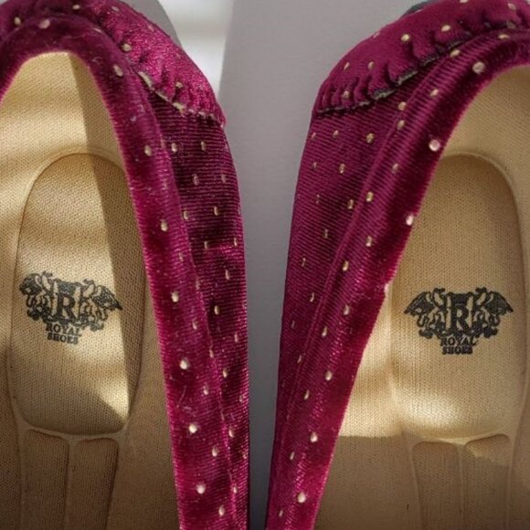 Mens Royal Loafers Velvet Shoes Burgundy and Gold Size 9 - Picture 10 of 10